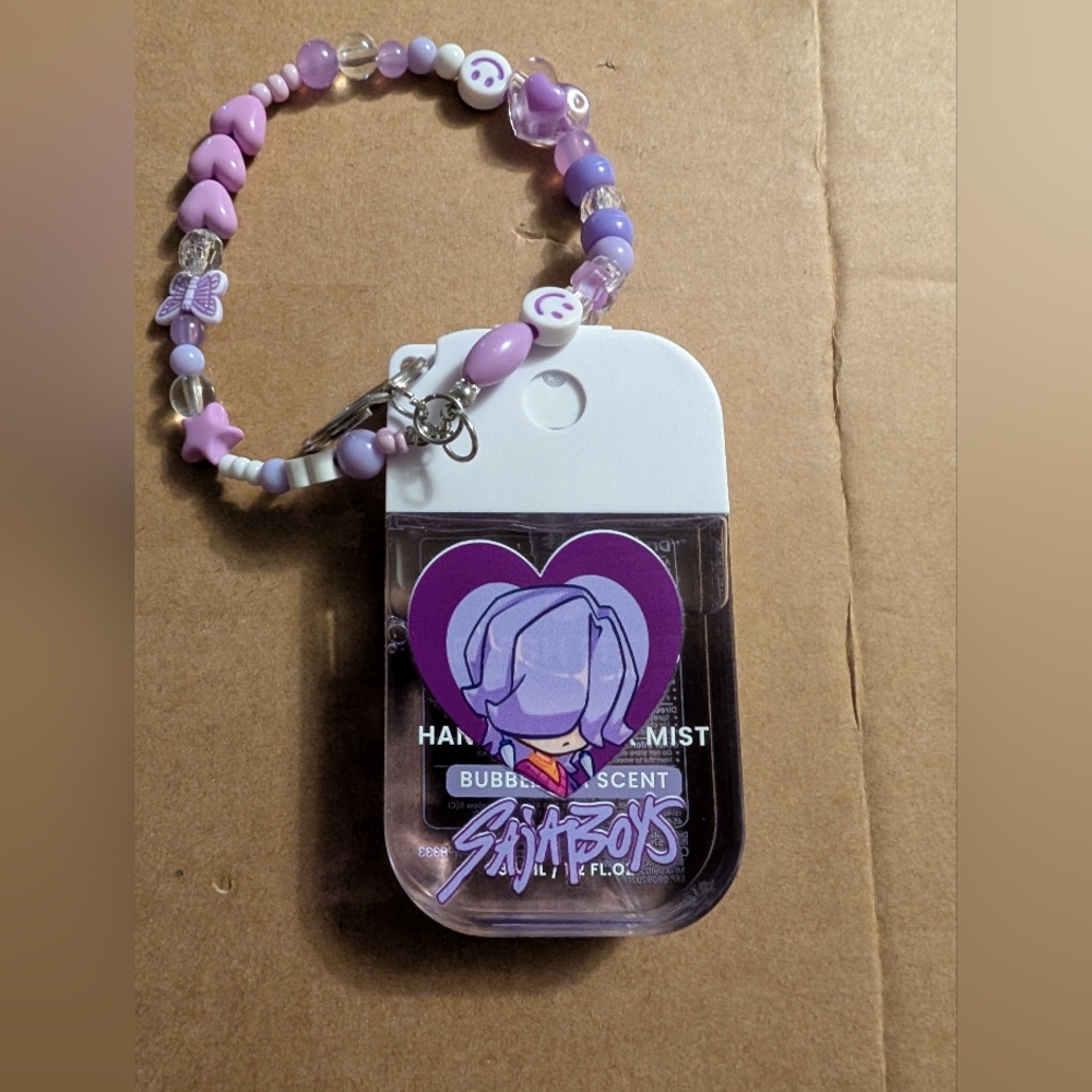 🦋 K-pop Demon Hunters Sasha BoyPurple Beaded Bracelet with Hand Sanitizer